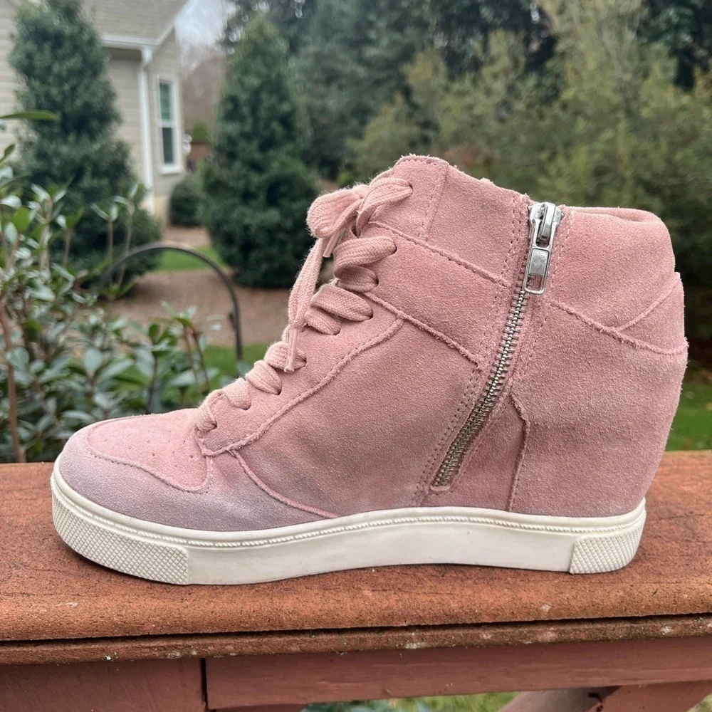 Steve Madden Women's Size 8.5 Shoes Pink Lace Up Suede Hidden Wedge Boots